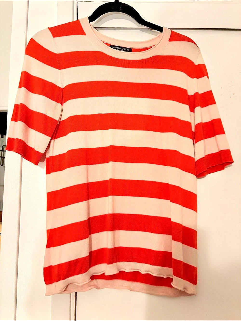Banana Republic Striped Silk Cashmere Tee in Red & Beige Size Medium LikeNew